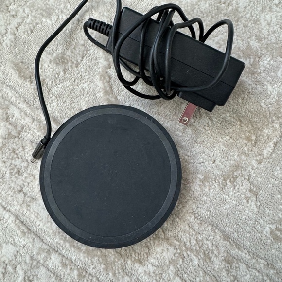 belkin Other - Belkin BOOST↑UP™ Special Edition Wireless Charging Pad Black F7U054